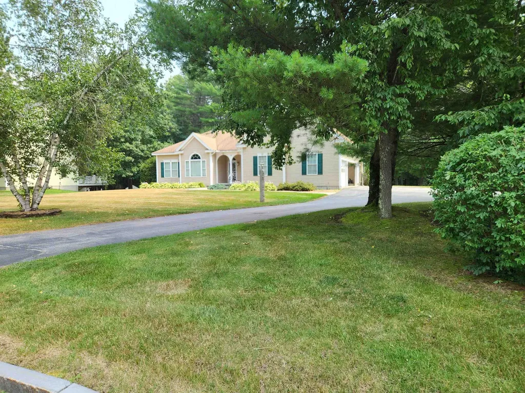 18 Hayward Brook Drive Concord NH 03301