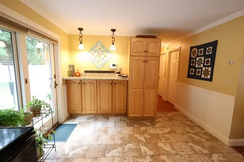 474 Colonial Drive Hartford VT 05001