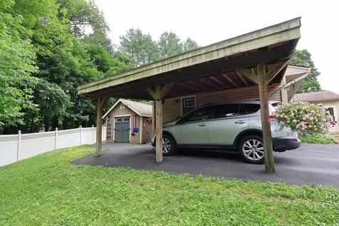 474 Colonial Drive Hartford VT 05001
