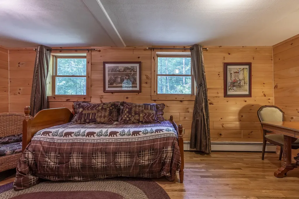 112 Robin Hill Road Townshend VT 05353