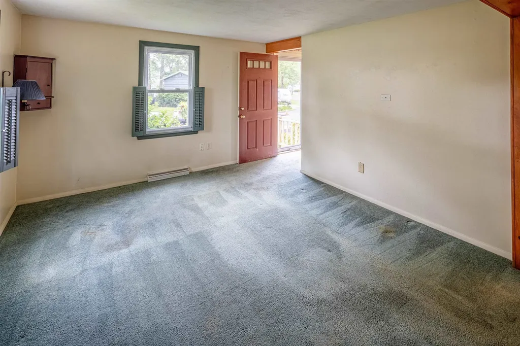 7 Tanglewood Drive Dover NH 03820