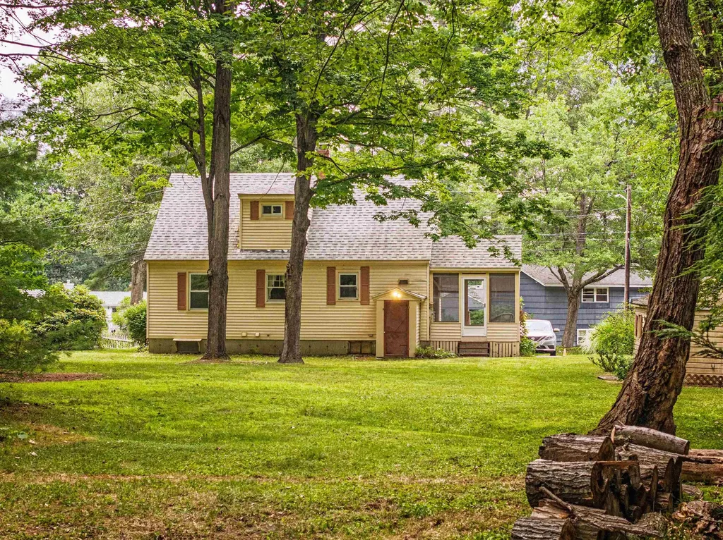 7 Tanglewood Drive Dover NH 03820