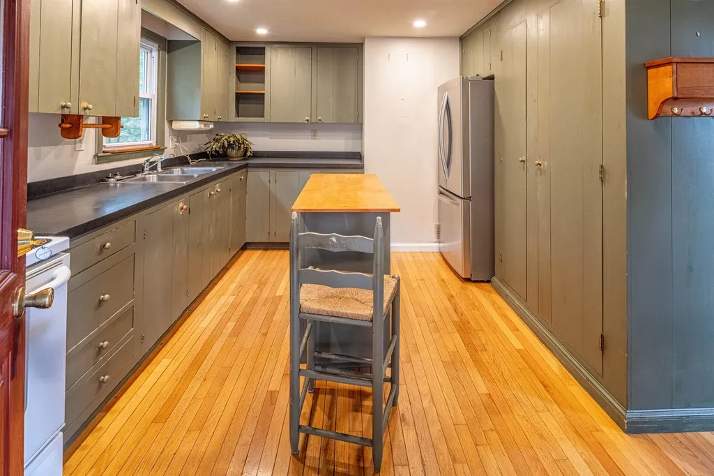 7 Tanglewood Drive Dover NH 03820