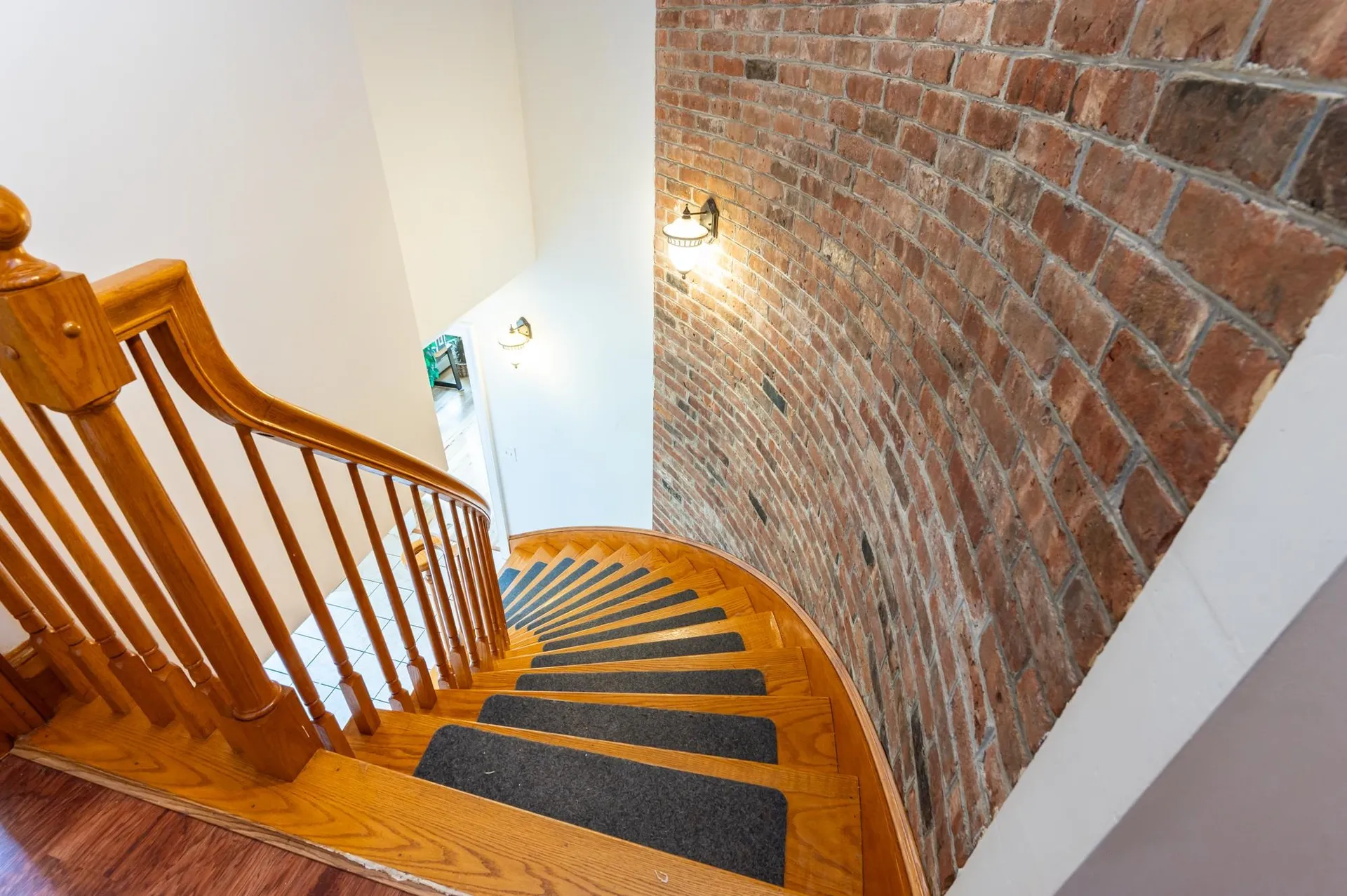 93 Richardson Road Dublin NH 03444