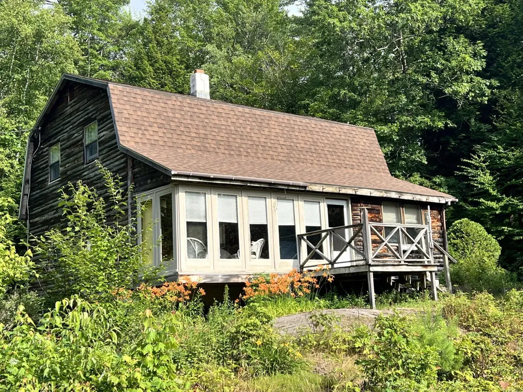 8 Hillside Drive Lempster NH 03605