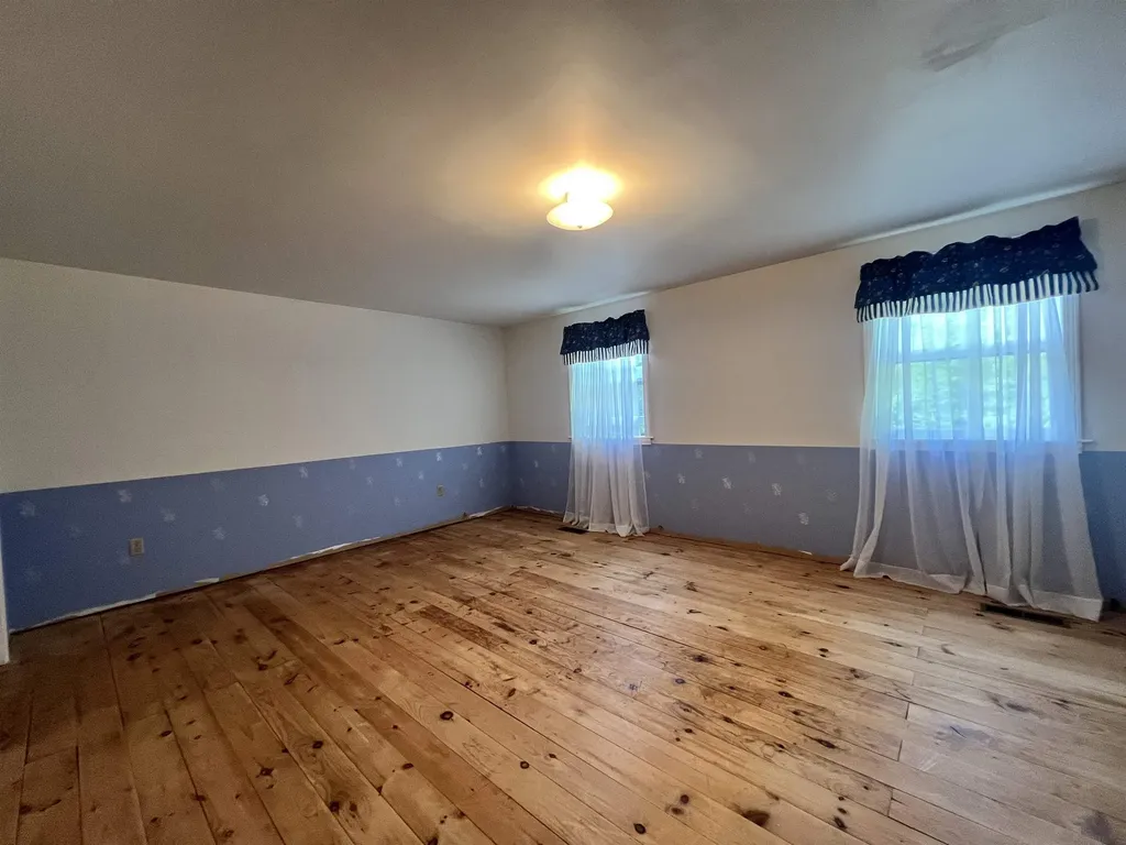8 Hillside Drive Lempster NH 03605
