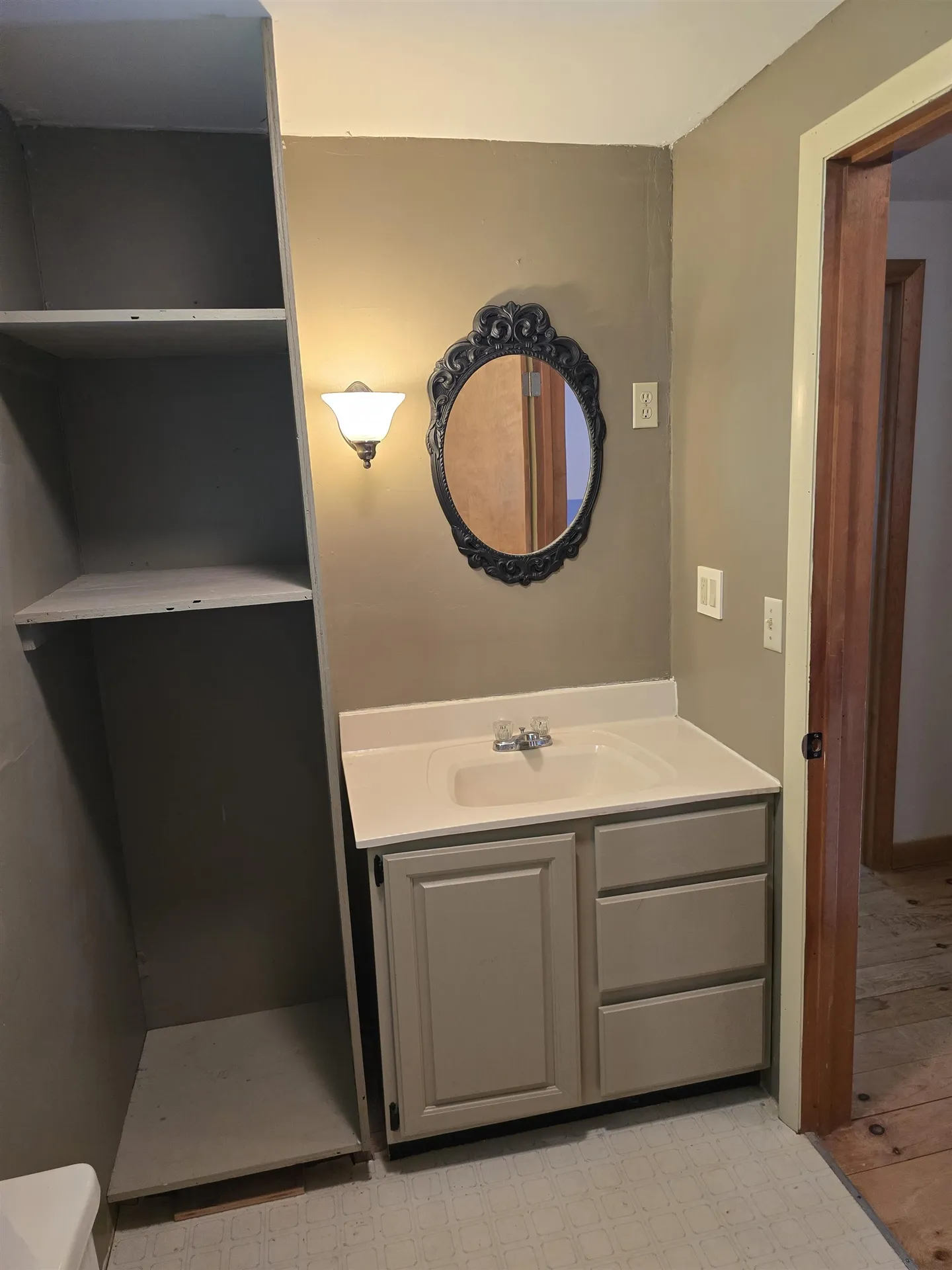 8 Hillside Drive Lempster NH 03605