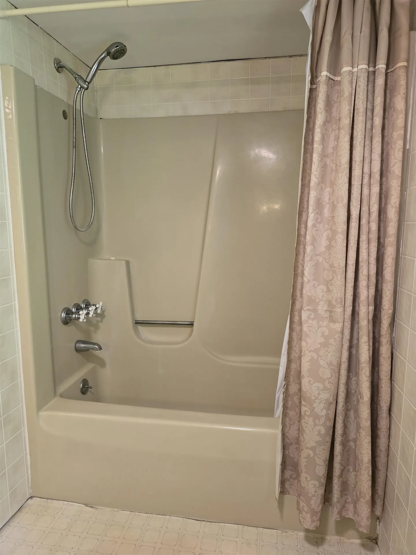 8 Hillside Drive Lempster NH 03605