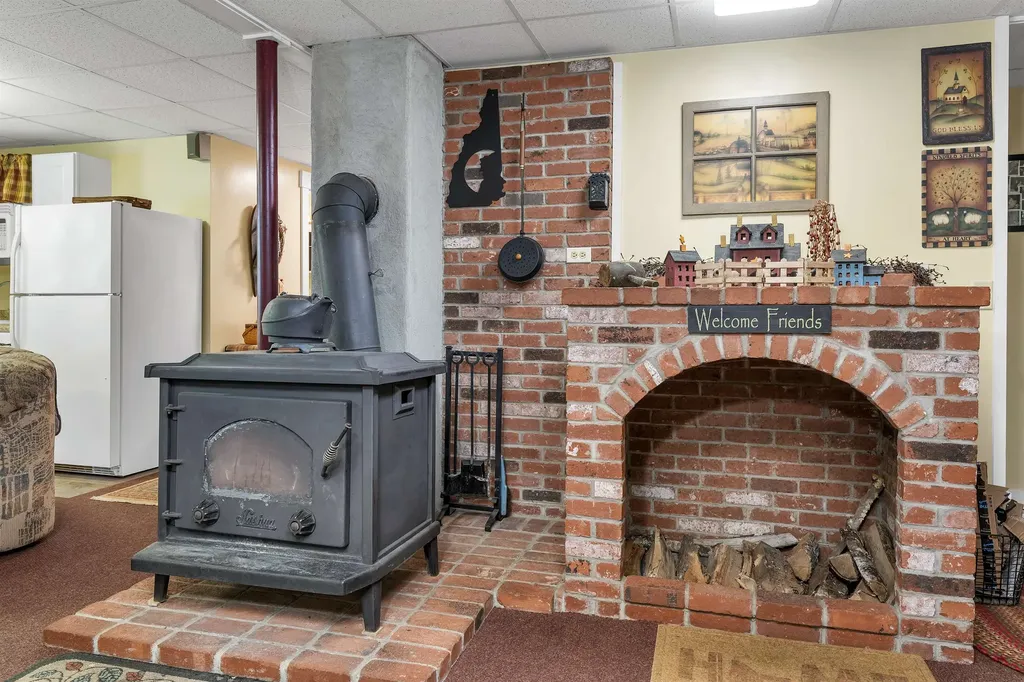 358 Roller Coaster Road Laconia NH 03246