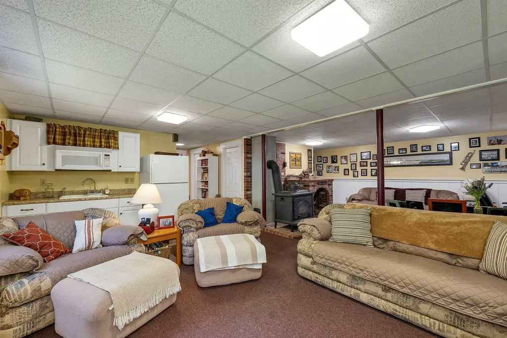 358 Roller Coaster Road Laconia NH 03246