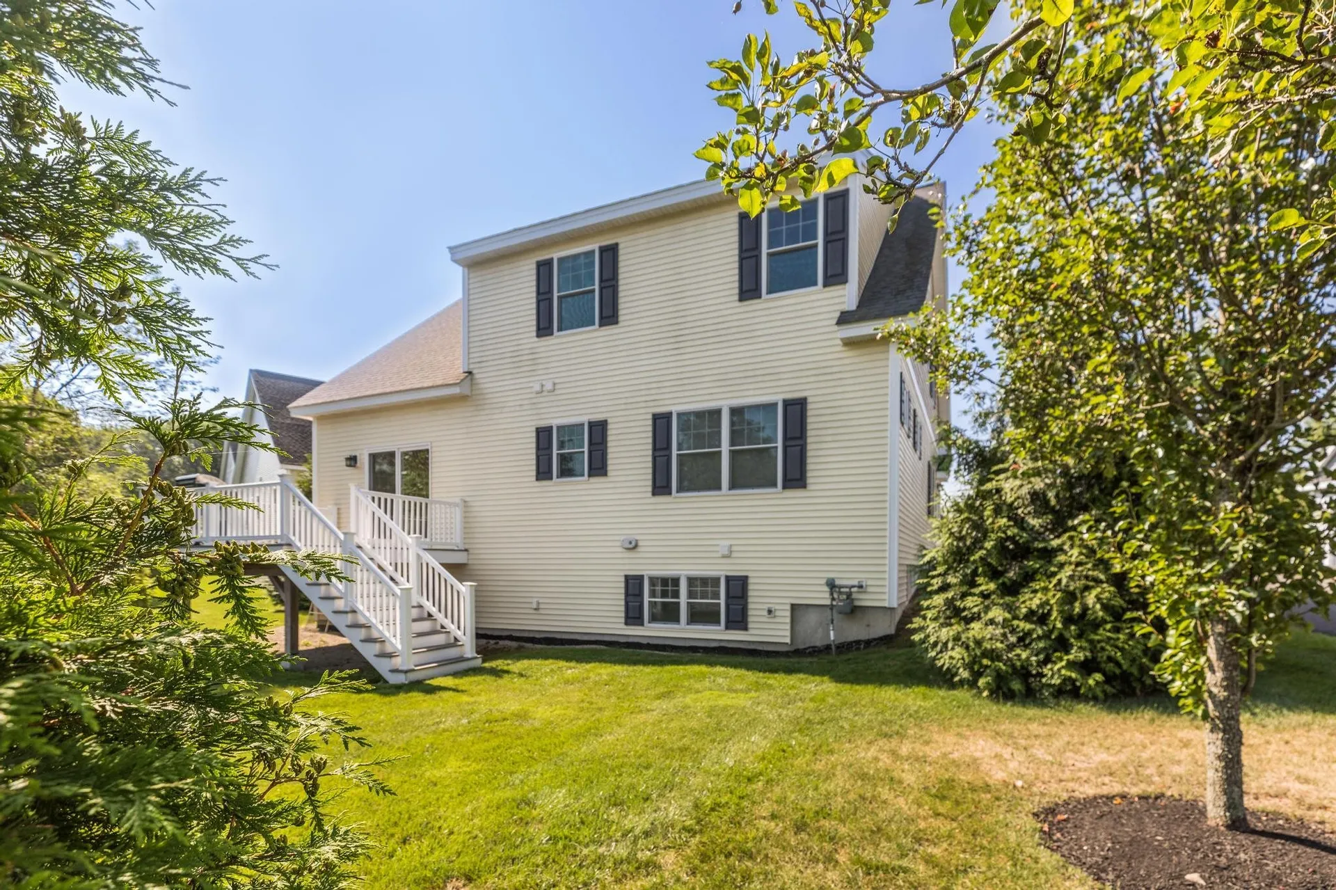 6 Chadwick Circle Windham NH 03087