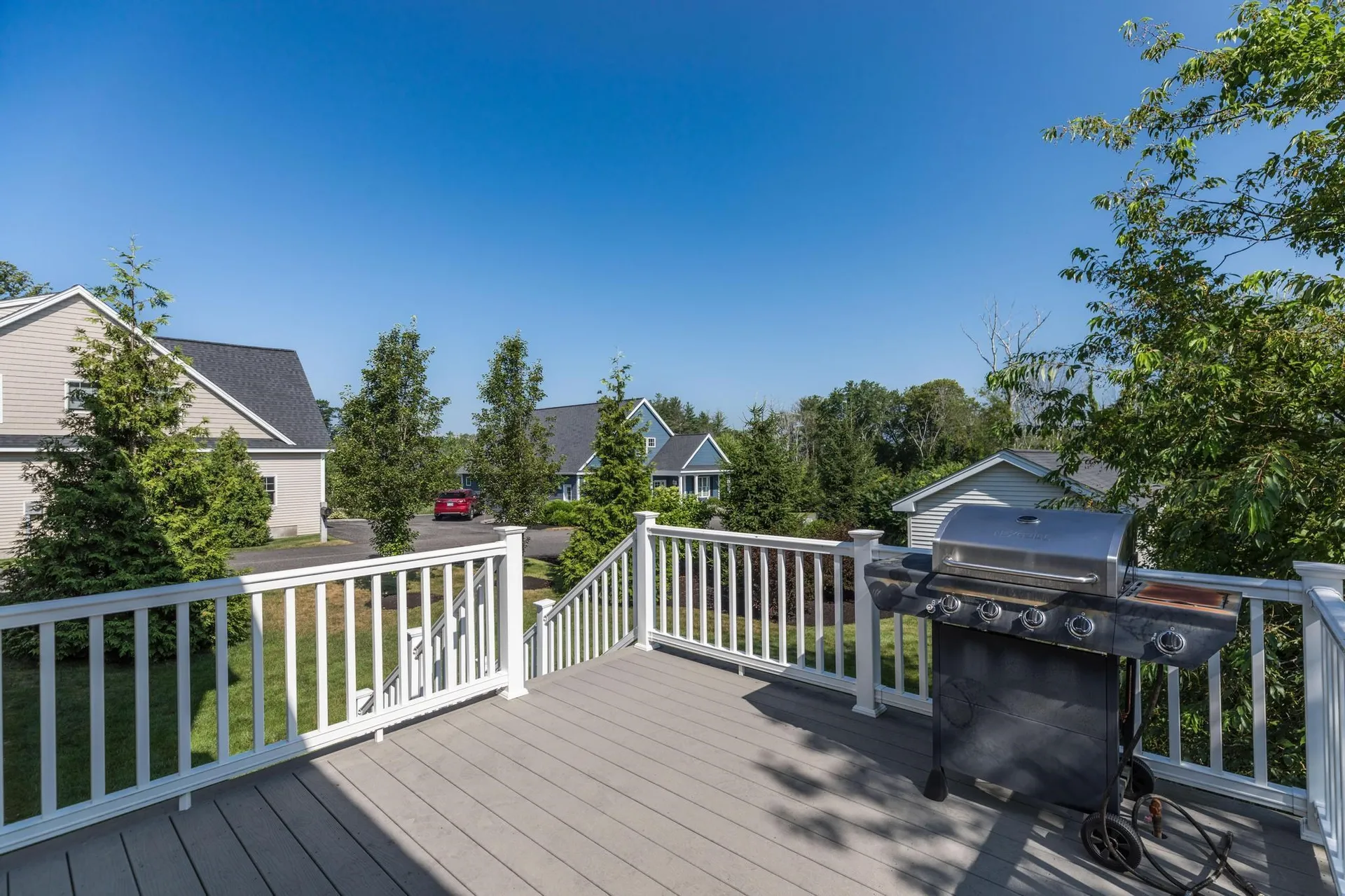 6 Chadwick Circle Windham NH 03087