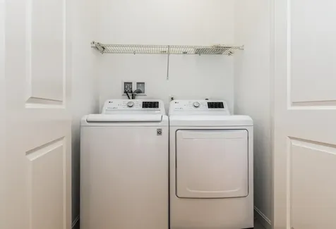 6 Chadwick Circle Windham NH 03087