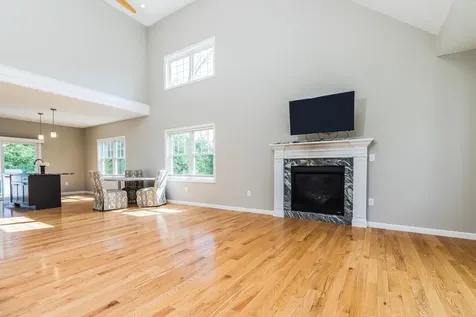 6 Chadwick Circle Windham NH 03087