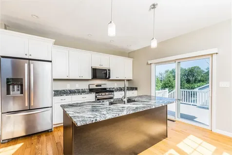 6 Chadwick Circle Windham NH 03087