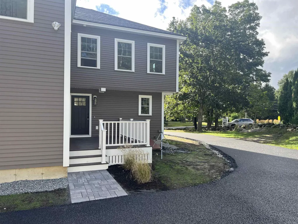 665 Wallis Road Rye NH 03870