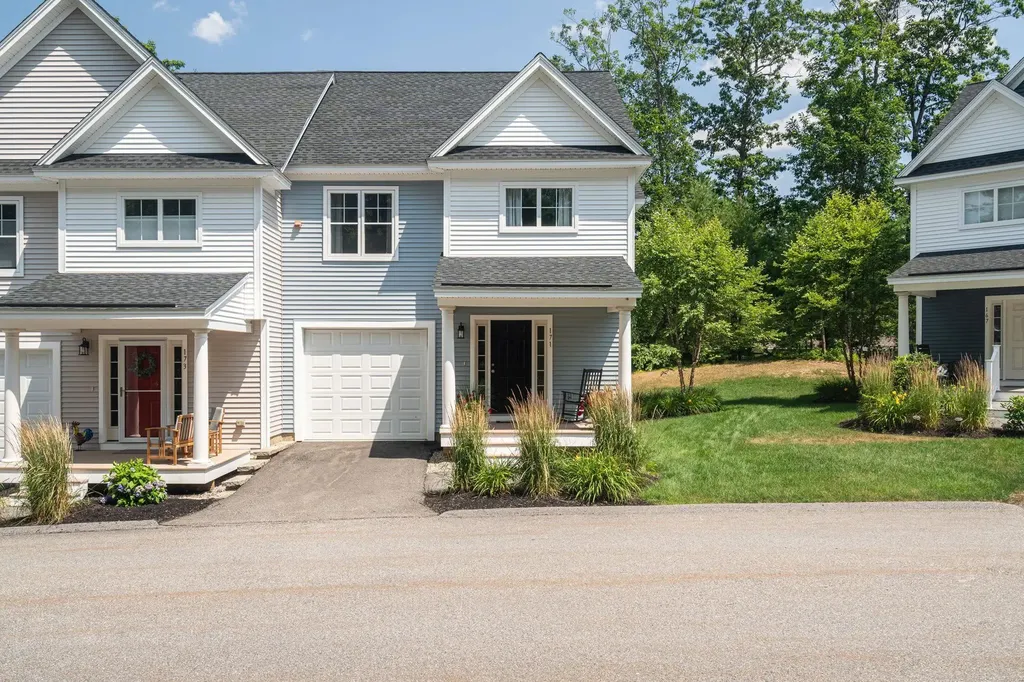 171 Knollwood Way Manchester NH 03102