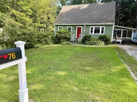 76 Myrtle Street Hillsborough NH 03244