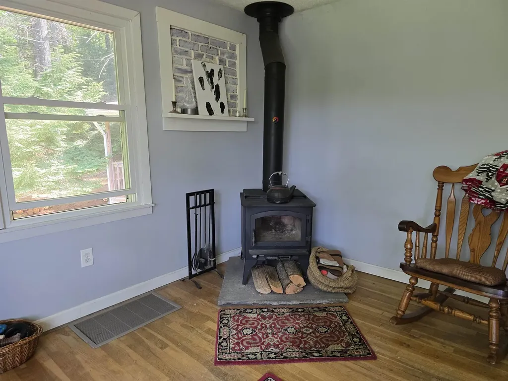 234 E Green Mountain Road Claremont NH 03743