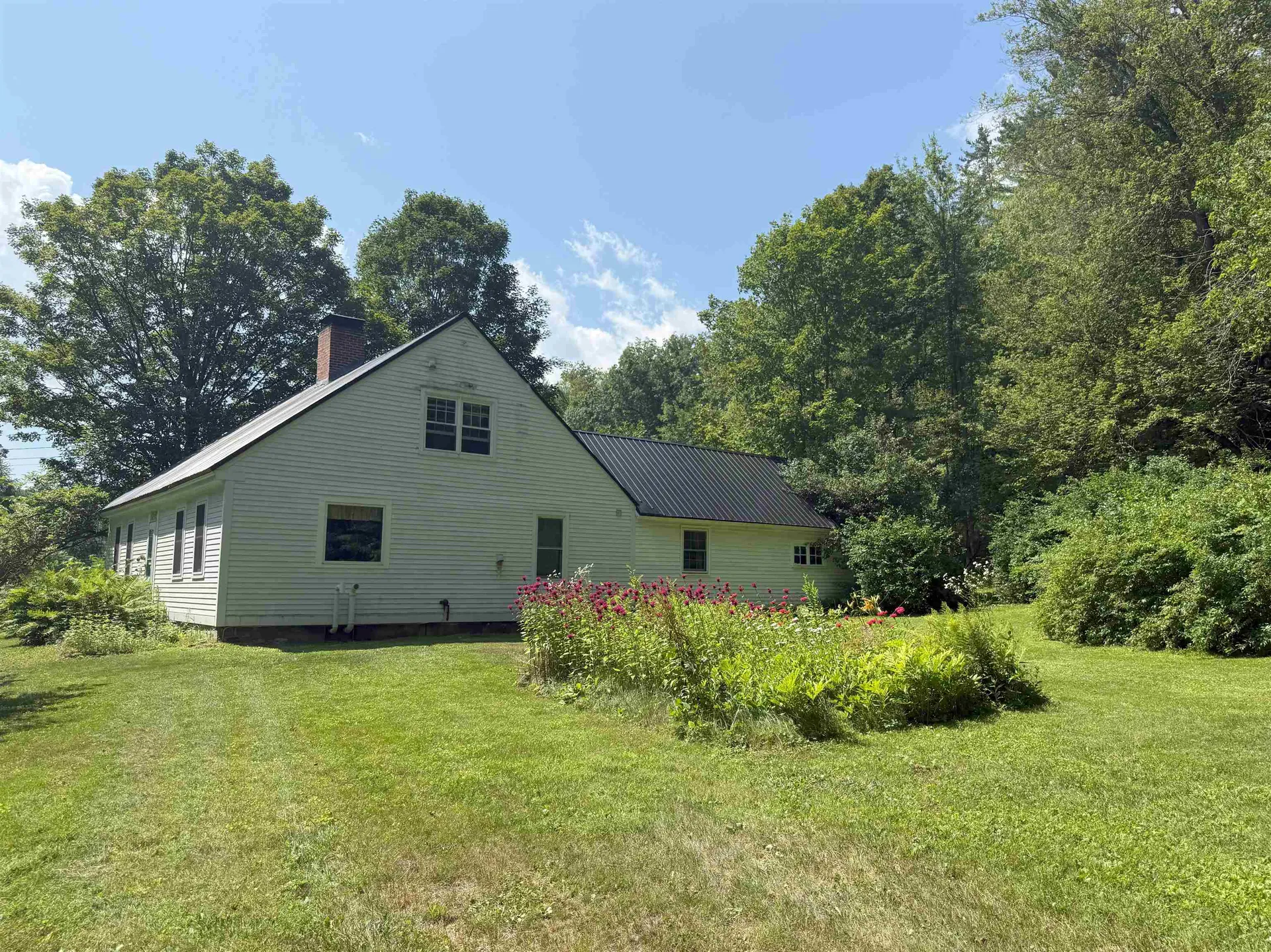 85 Browns Road Newfane VT 05345