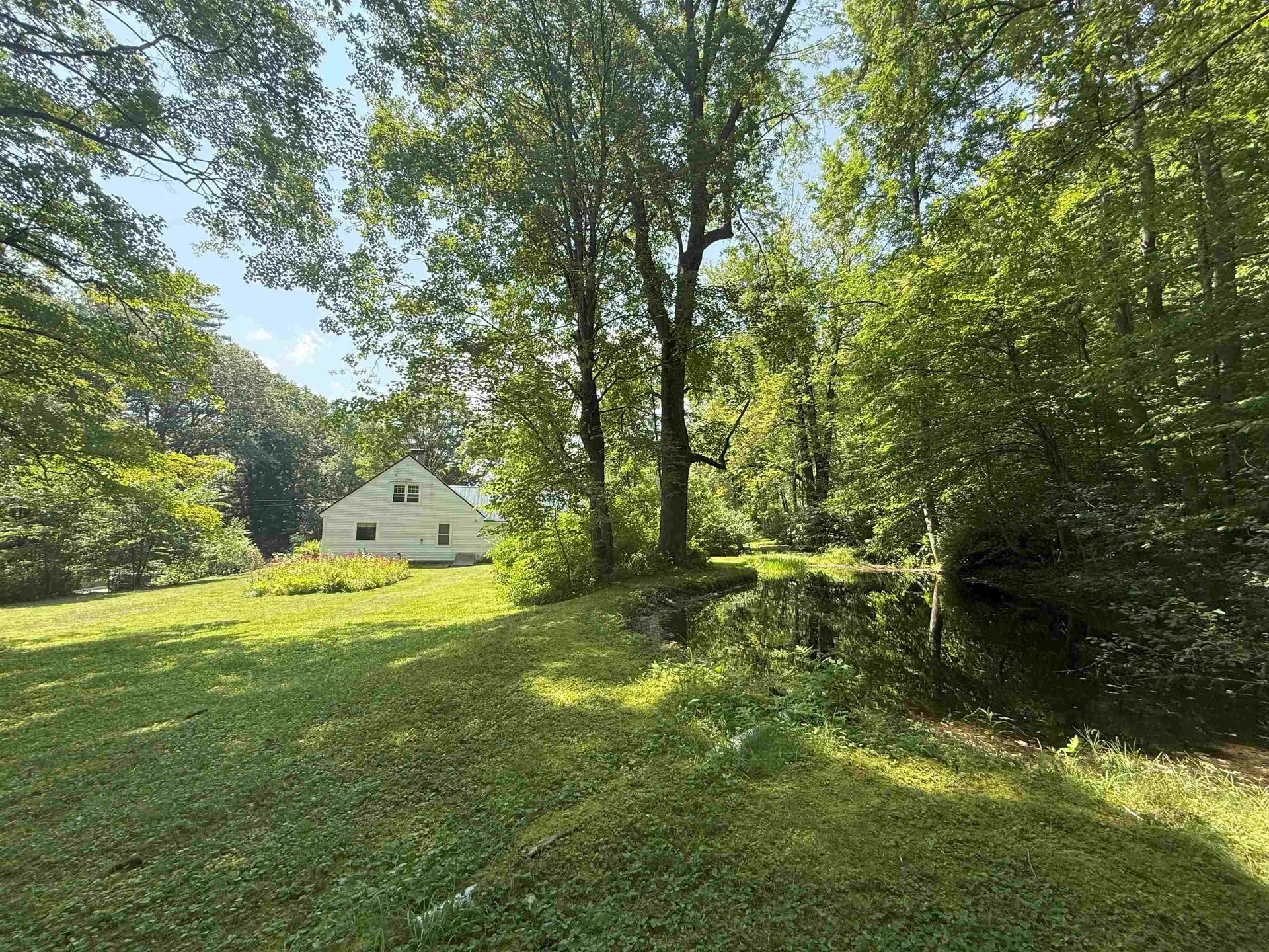 85 Browns Road Newfane VT 05345