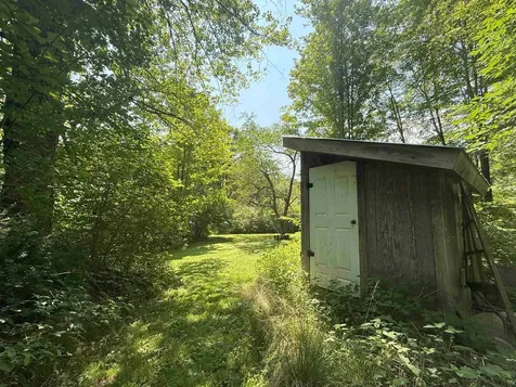 85 Browns Road Newfane VT 05345