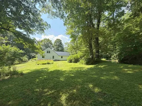 85 Browns Road Newfane VT 05345