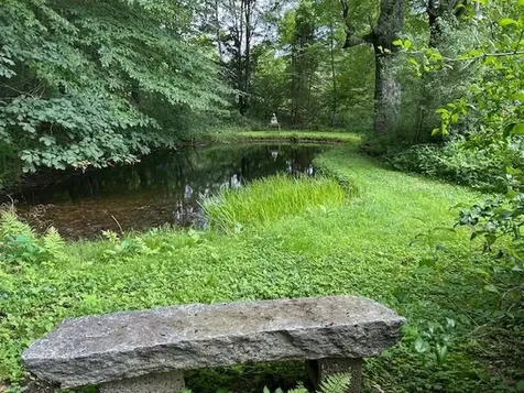 85 Browns Road Newfane VT 05345