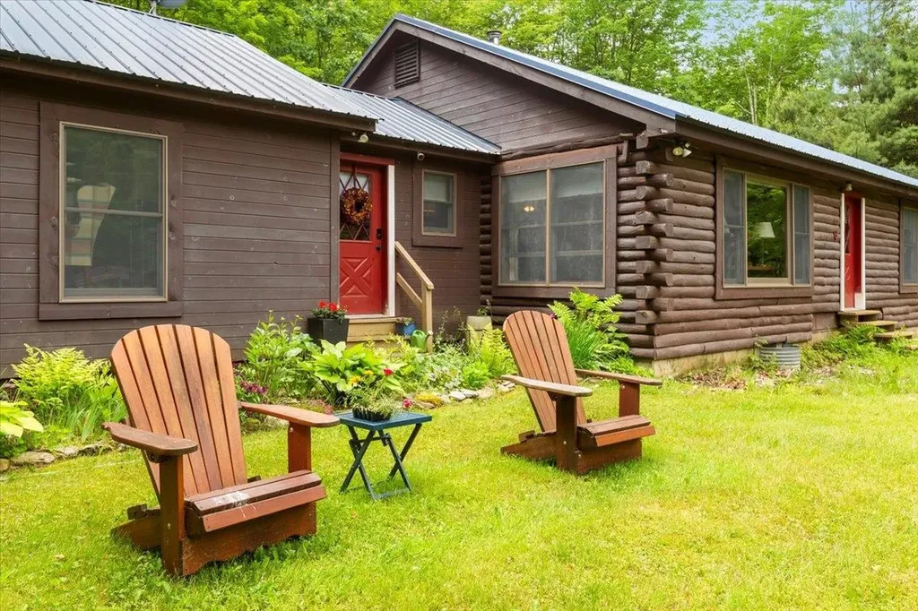 6 Dwyers Camp Road Shaftsbury VT 05262