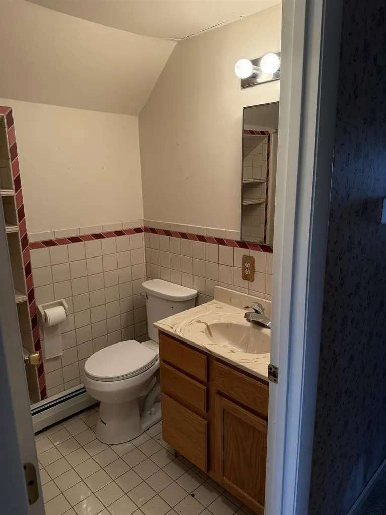 526 Canaan Street Canaan NH 03741