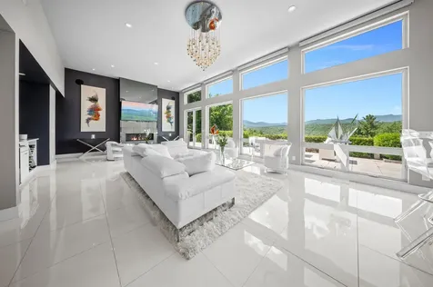 458 Old Farm Road Stowe VT 05672