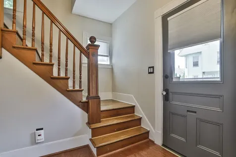 4 Arlington Avenue Nashua NH 03060