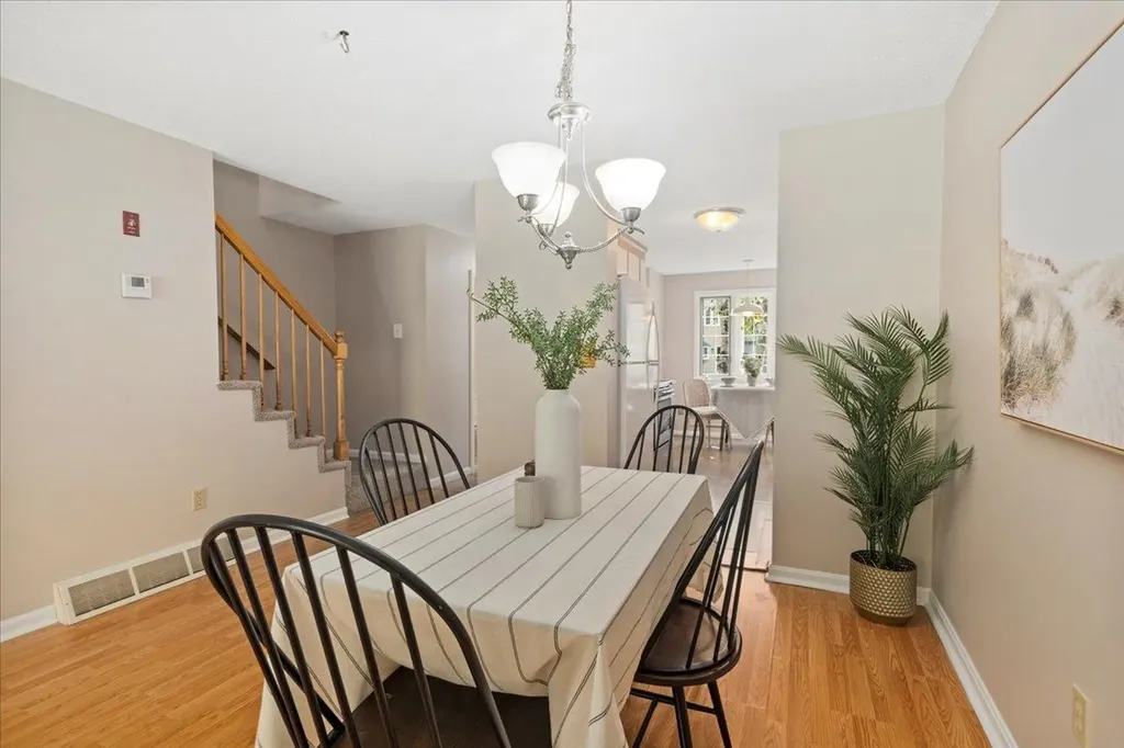 916 Fox Hollow Drive Hudson NH 03051