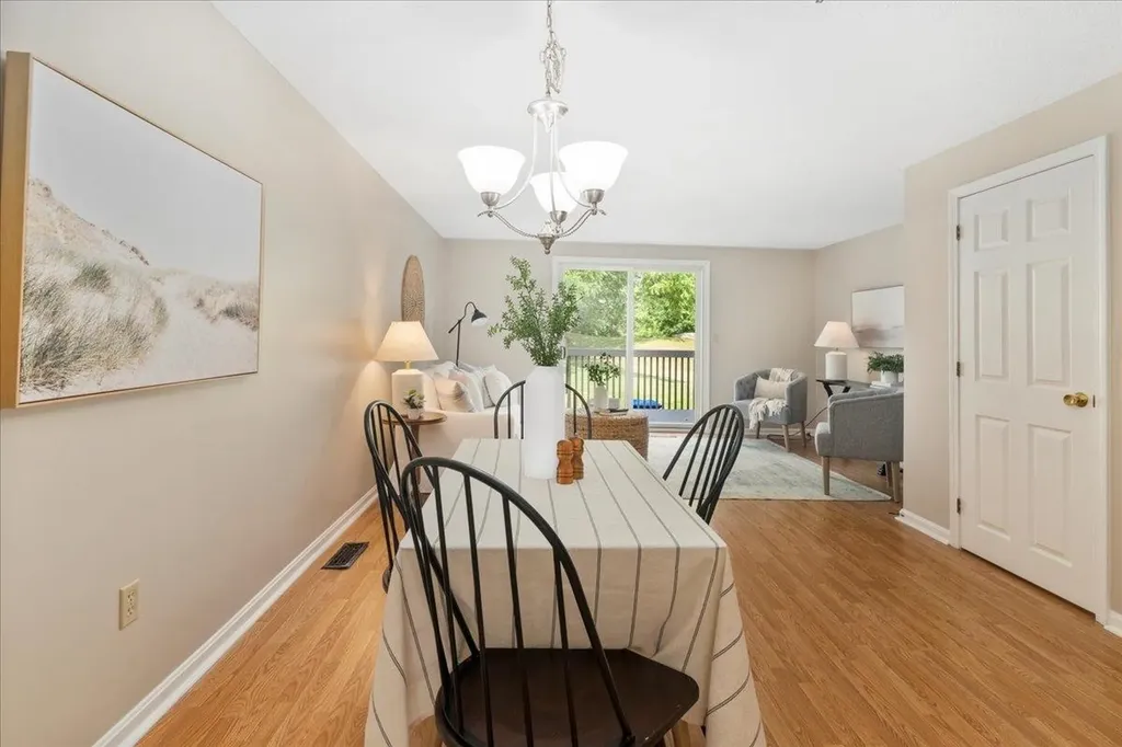 916 Fox Hollow Drive Hudson NH 03051
