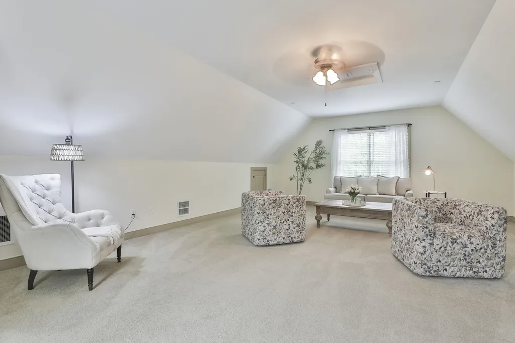 55 Oak Hill Road Brookline NH 03033