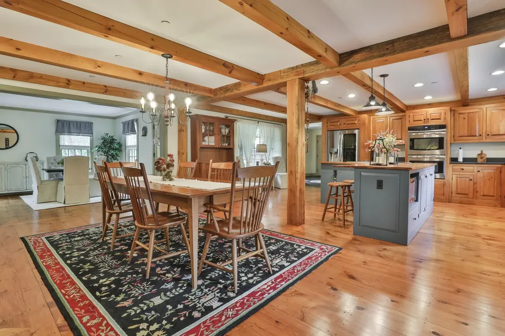 55 Oak Hill Road Brookline NH 03033