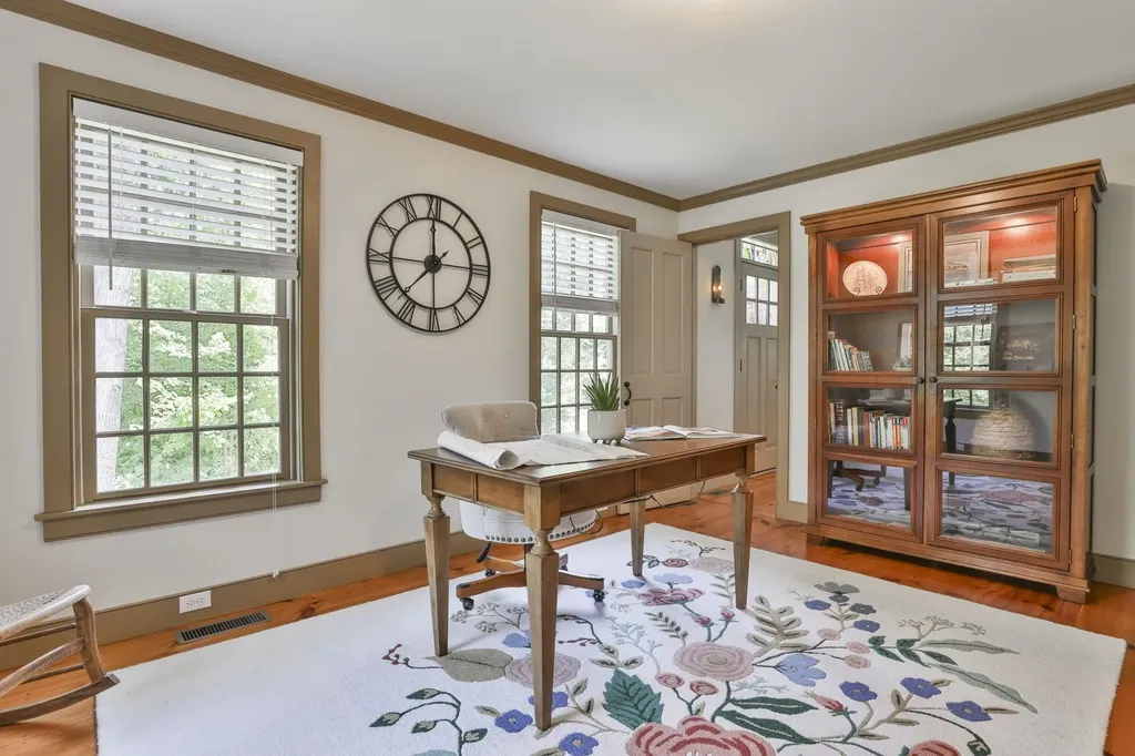 55 Oak Hill Road Brookline NH 03033