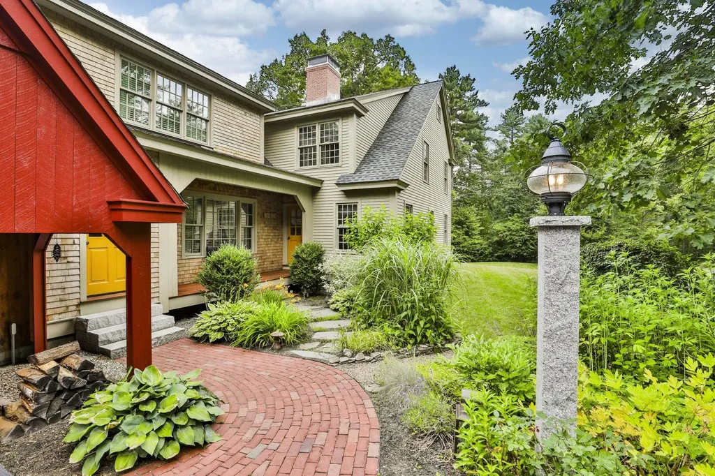 55 Oak Hill Road Brookline NH 03033