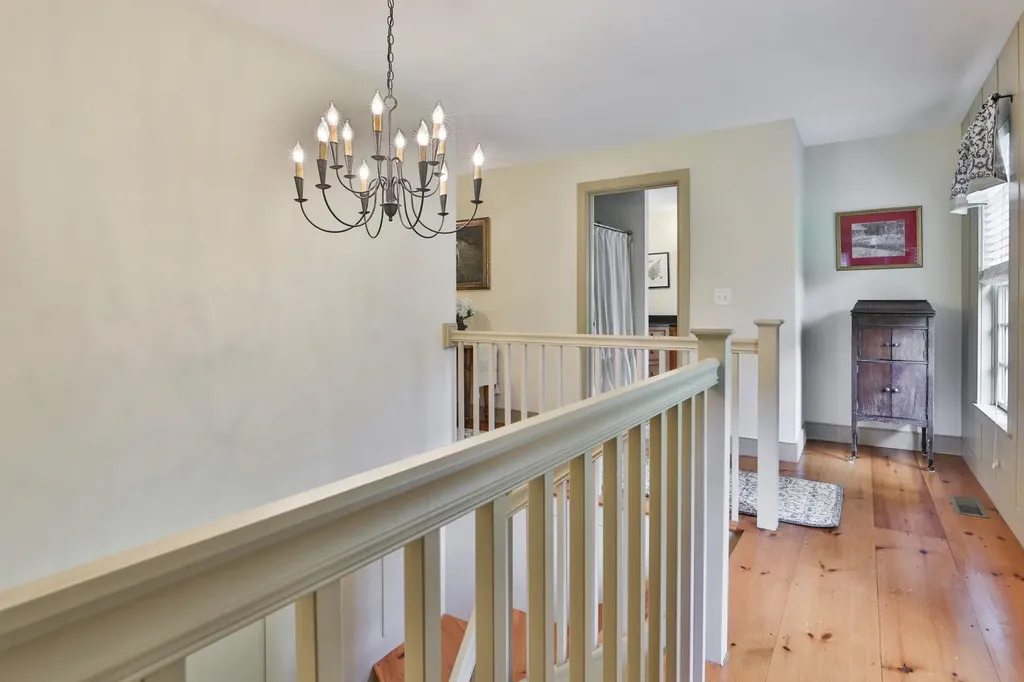 55 Oak Hill Road Brookline NH 03033