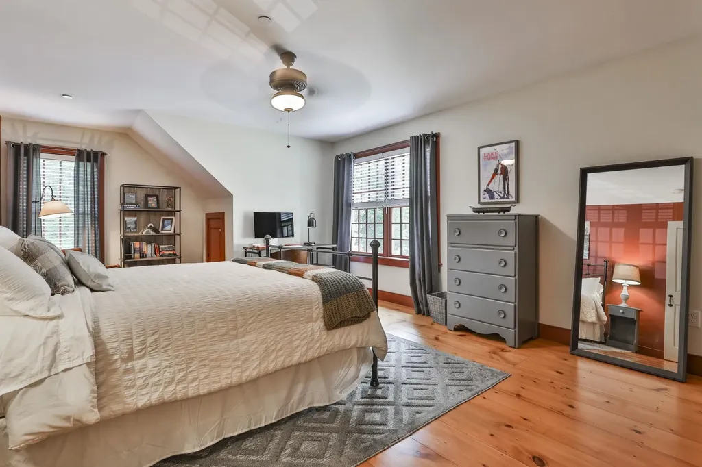 55 Oak Hill Road Brookline NH 03033