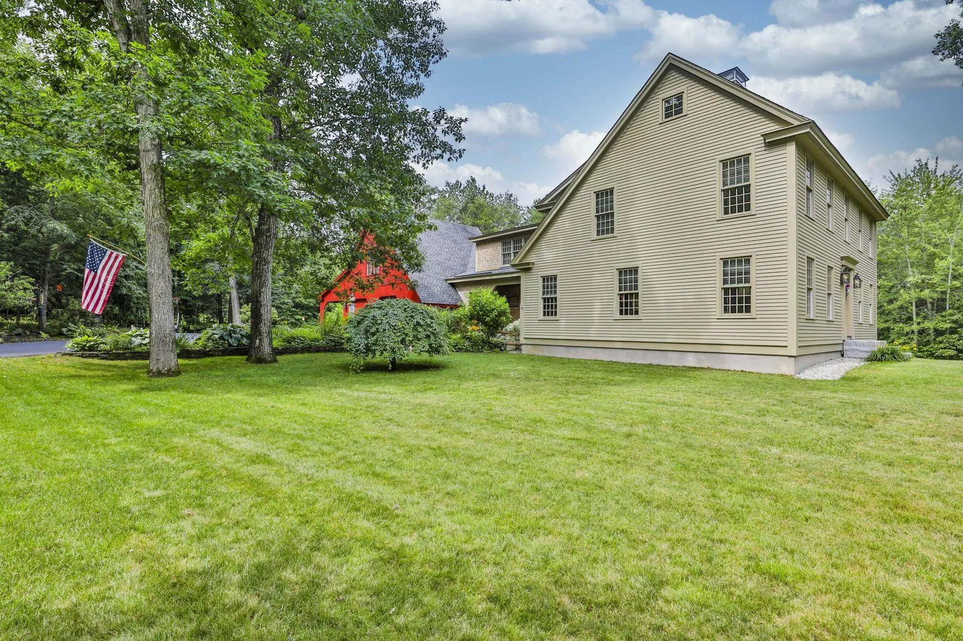 55 Oak Hill Road Brookline NH 03033