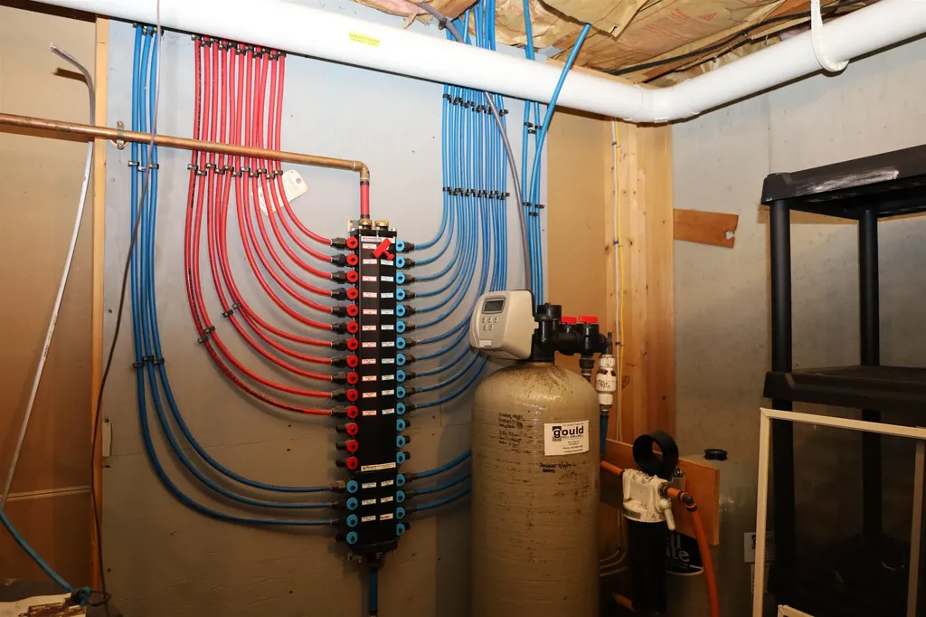 4452 Vt Route 114 Burke VT 05832