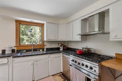 1307 Upper Notch Road Bristol VT 05443