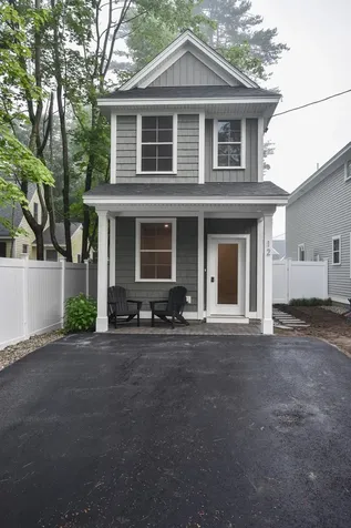 12 Auburn Street Dover NH 03820