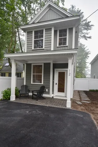 12 Auburn Street Dover NH 03820