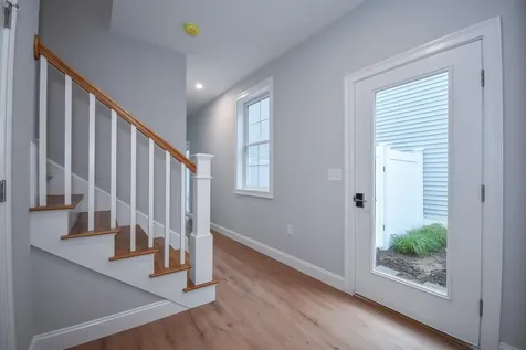 12 Auburn Street Dover NH 03820