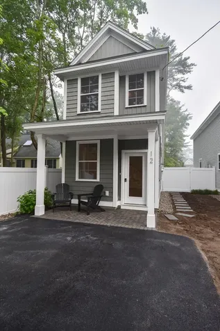 12 Auburn Street Dover NH 03820