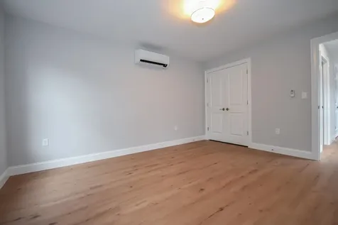 12 Auburn Street Dover NH 03820