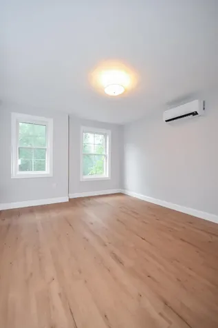 12 Auburn Street Dover NH 03820