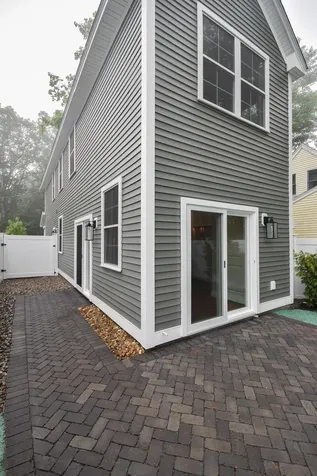 12 Auburn Street Dover NH 03820